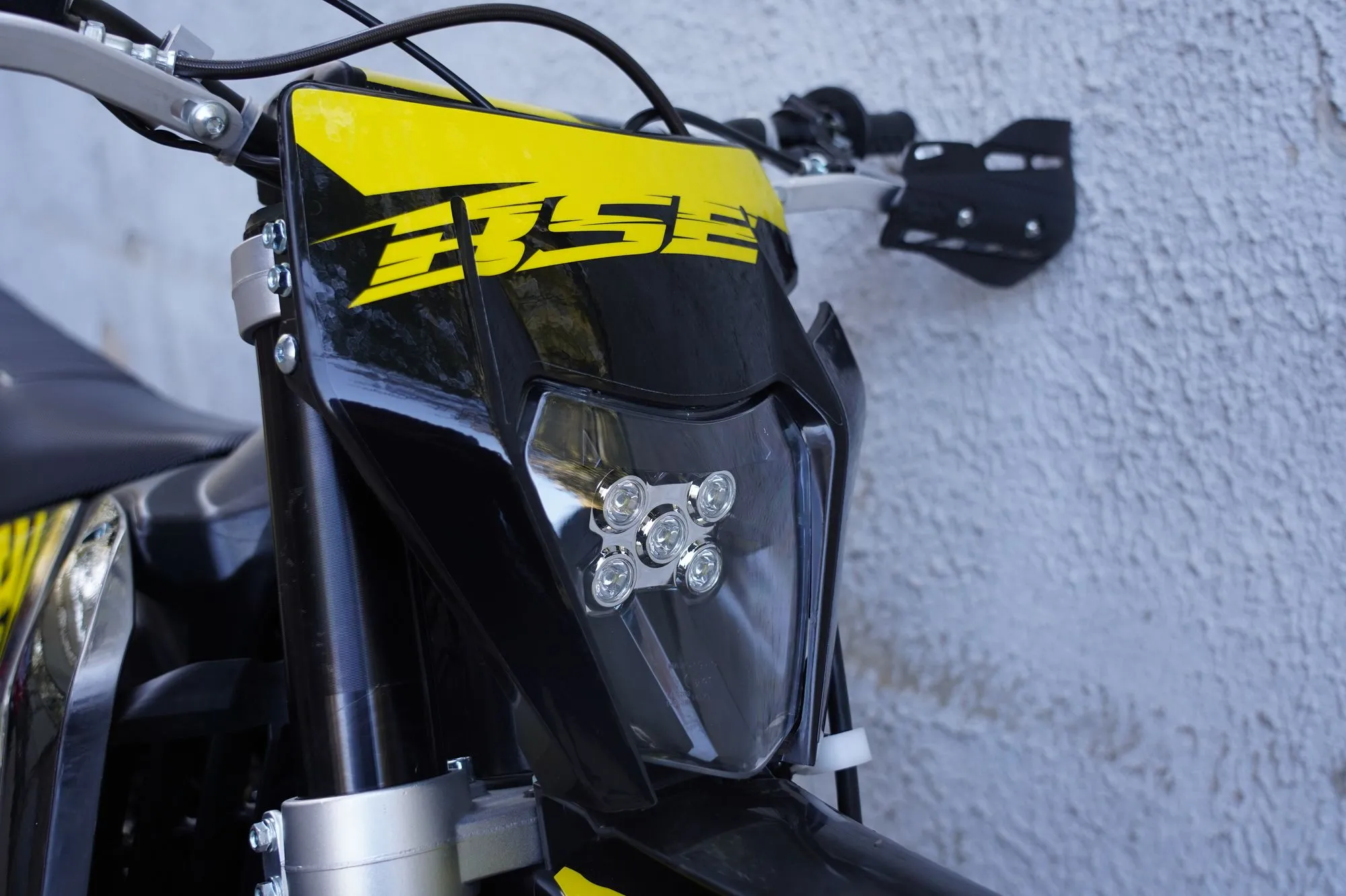 Мотоцикл BSE T4 Yellow (ZS172FMM-5)