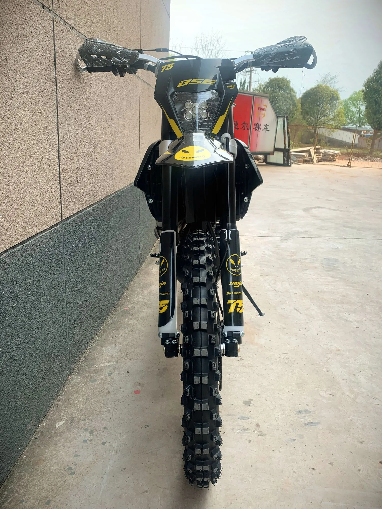 Мотоцикл BSE T5 Black Twister