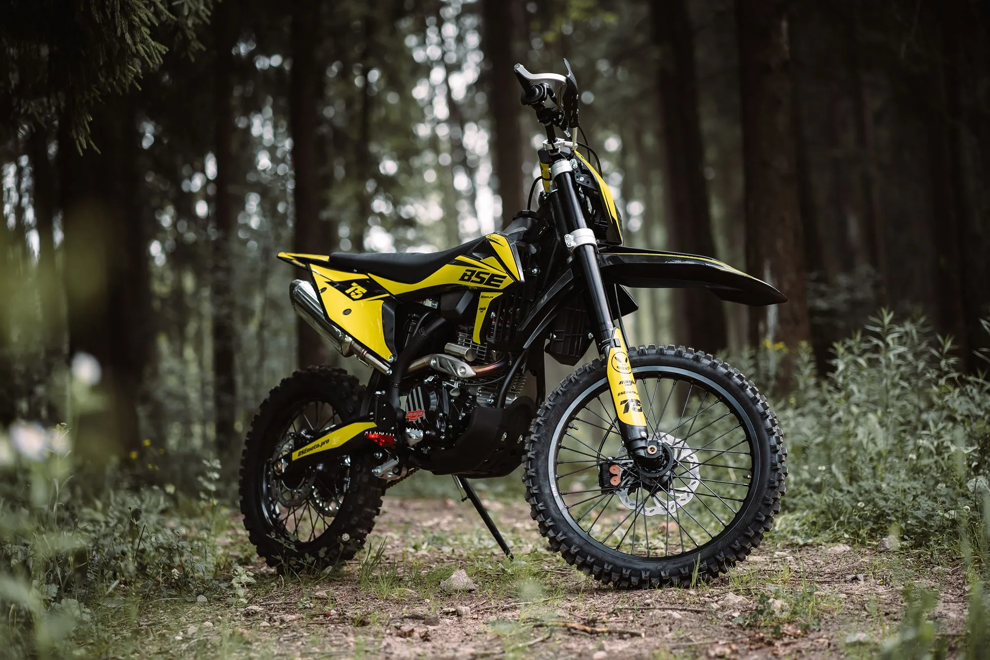 Мотоцикл BSE T5 Yellow Twister