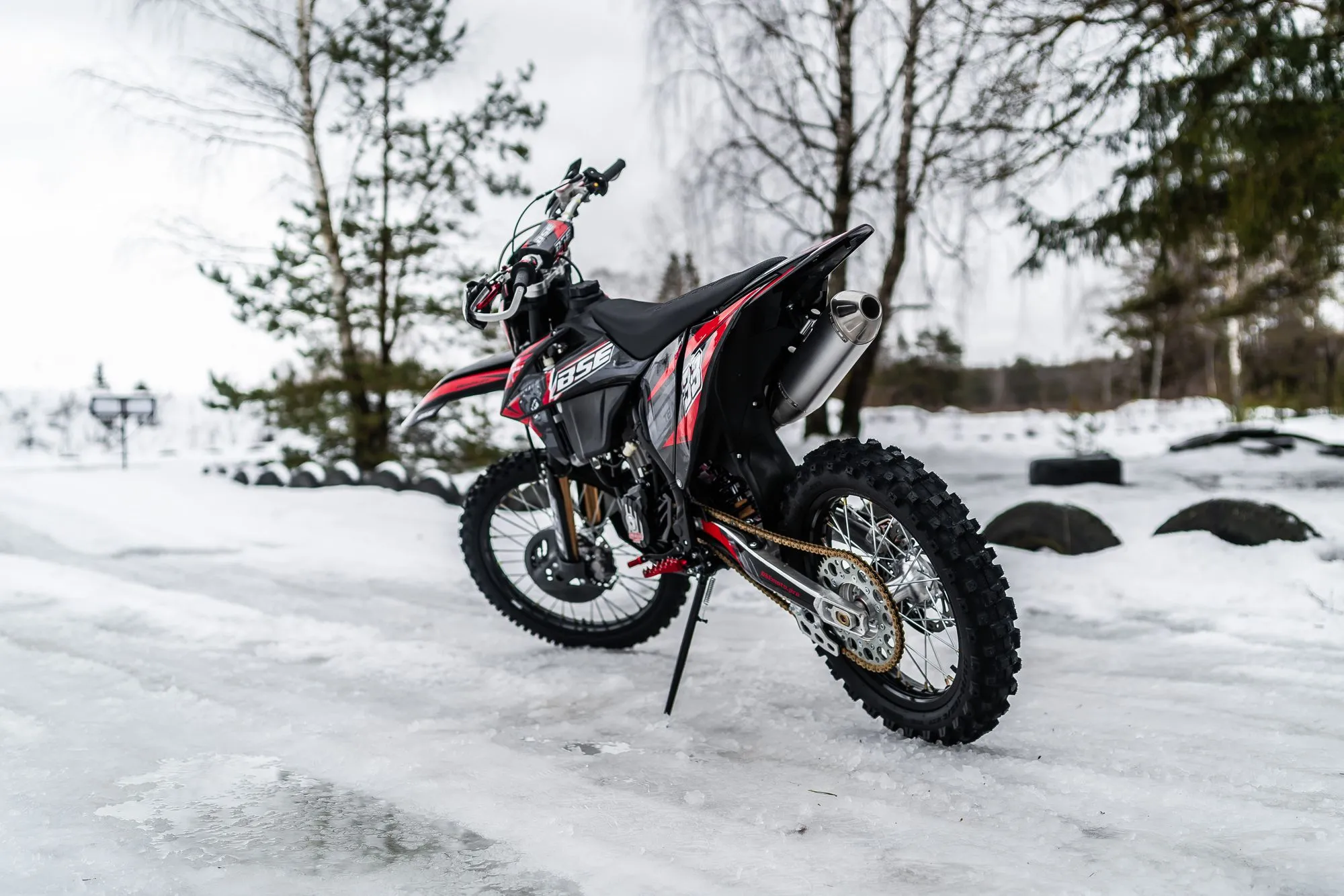 Мотоцикл BSE T8 Red Bear