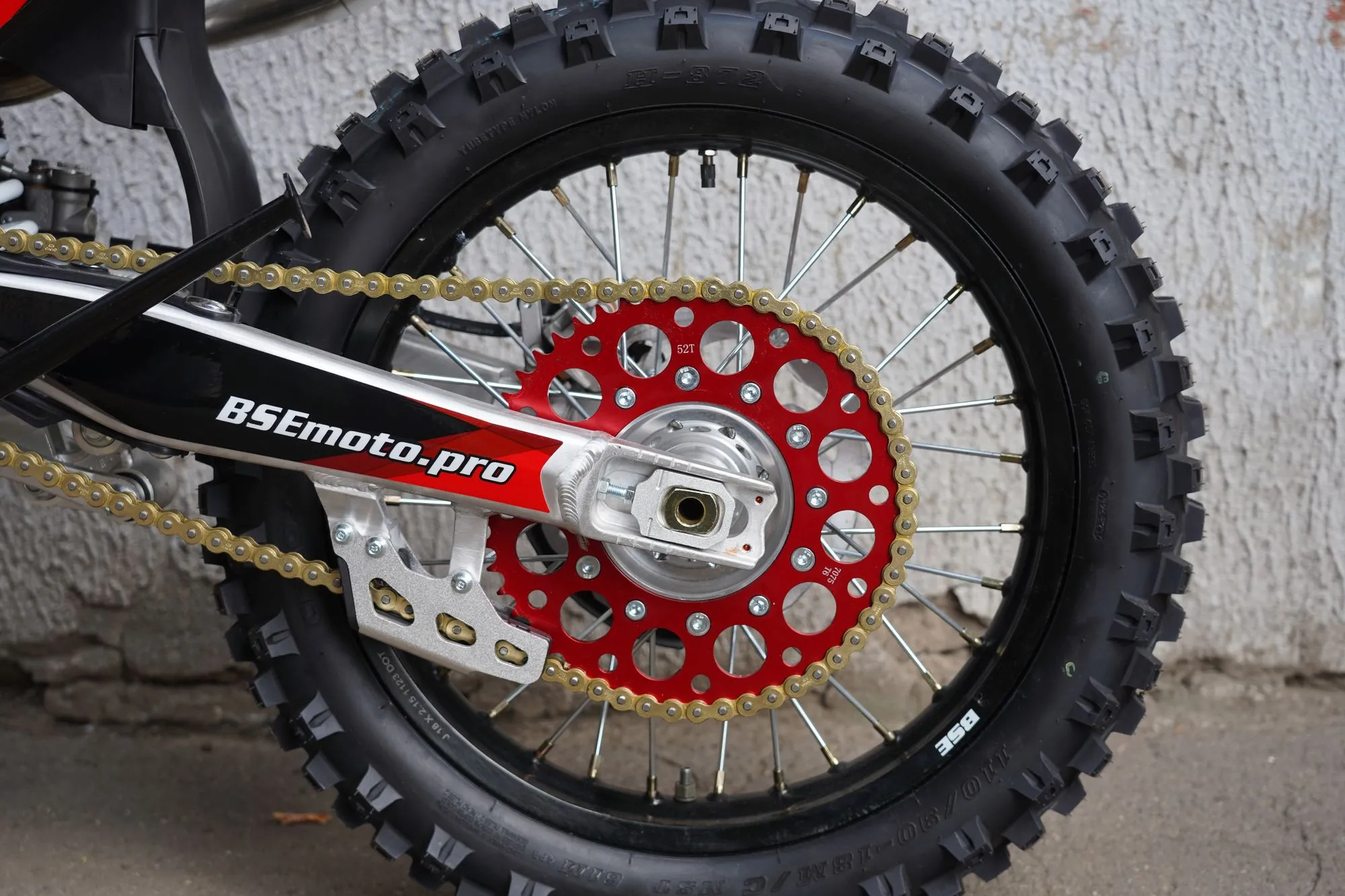 Мотоцикл BSE T8 Red Storm (Sport)