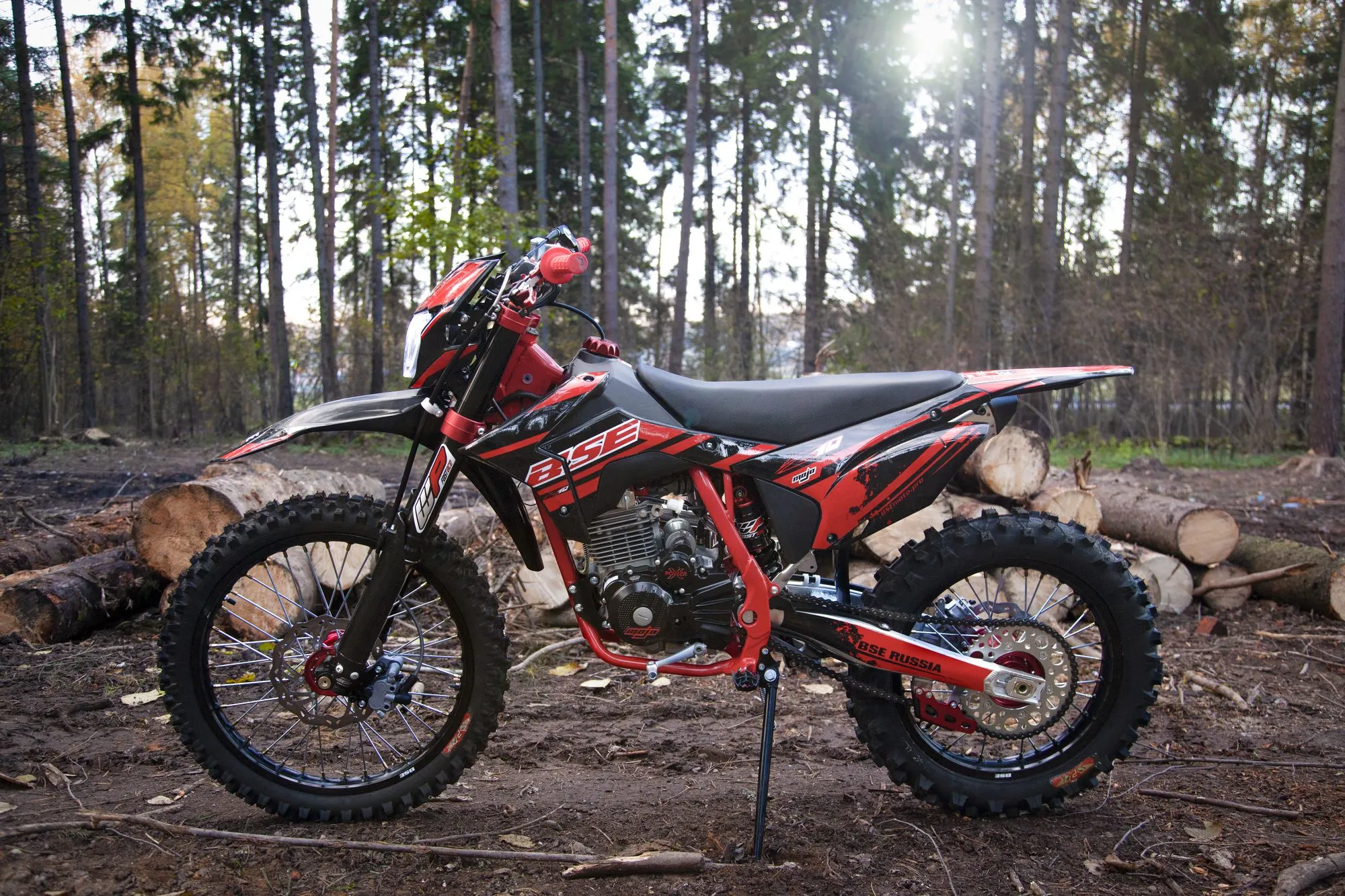 Мотоцикл BSE Z10 Red Black (ZS172FMM-7)