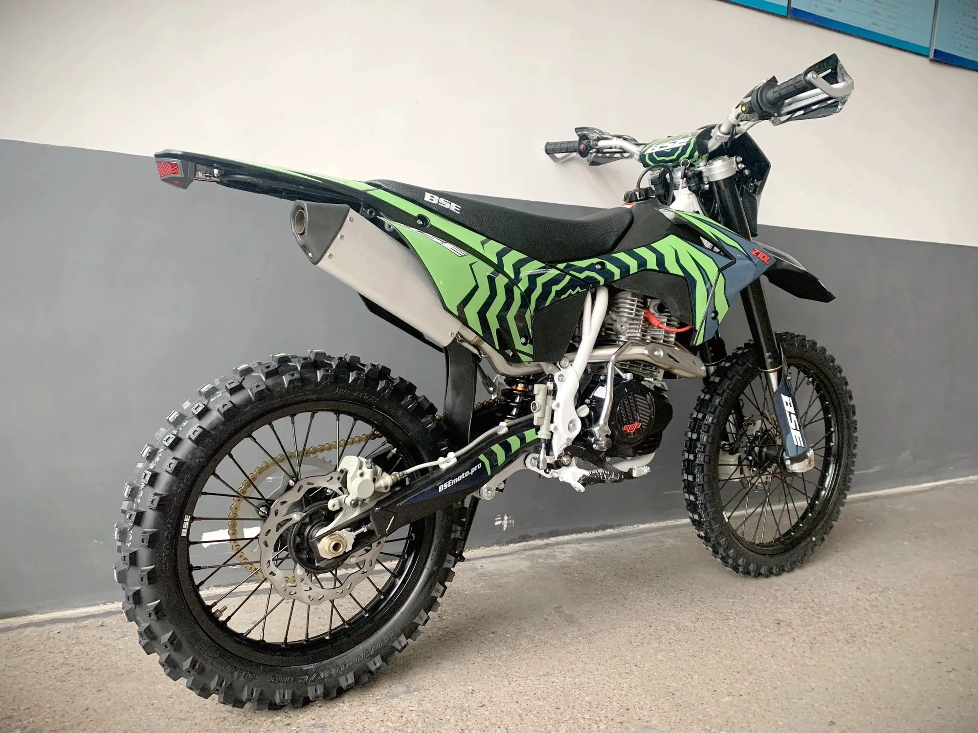 Мотоцикл BSE Z10L Green Shake