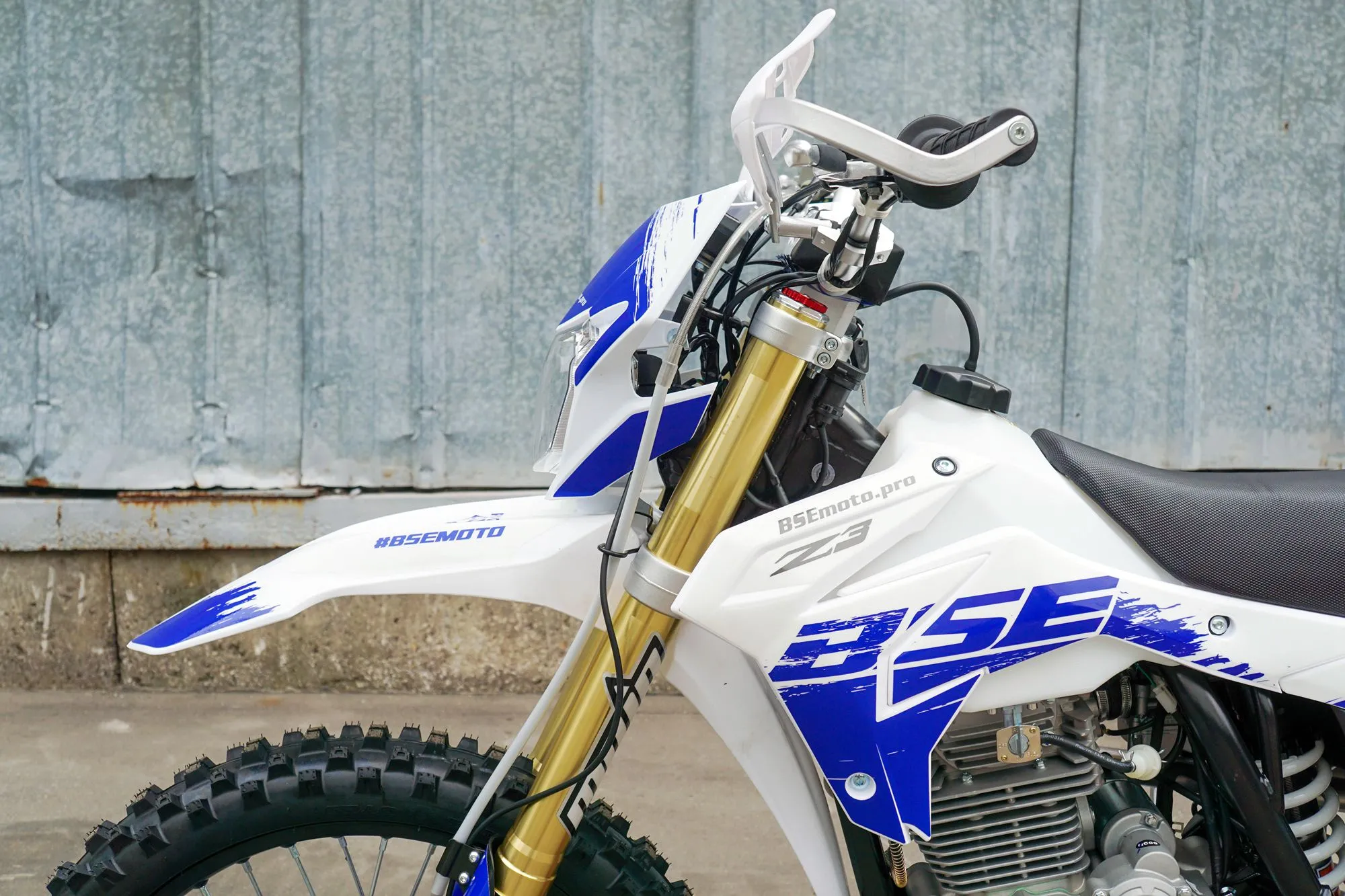 Мотоцикл BSE Z3 21/18 Blue Night