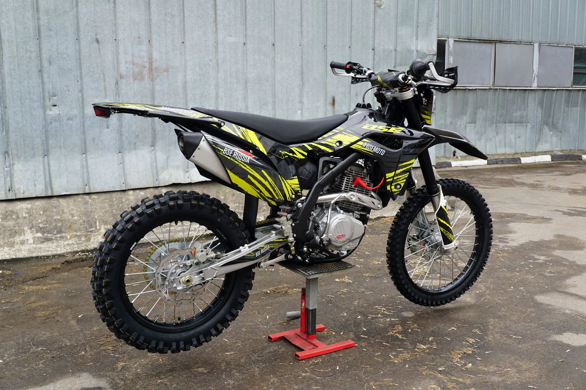 Кроссовый мотоцикл BSE Z5 250e Neon Black