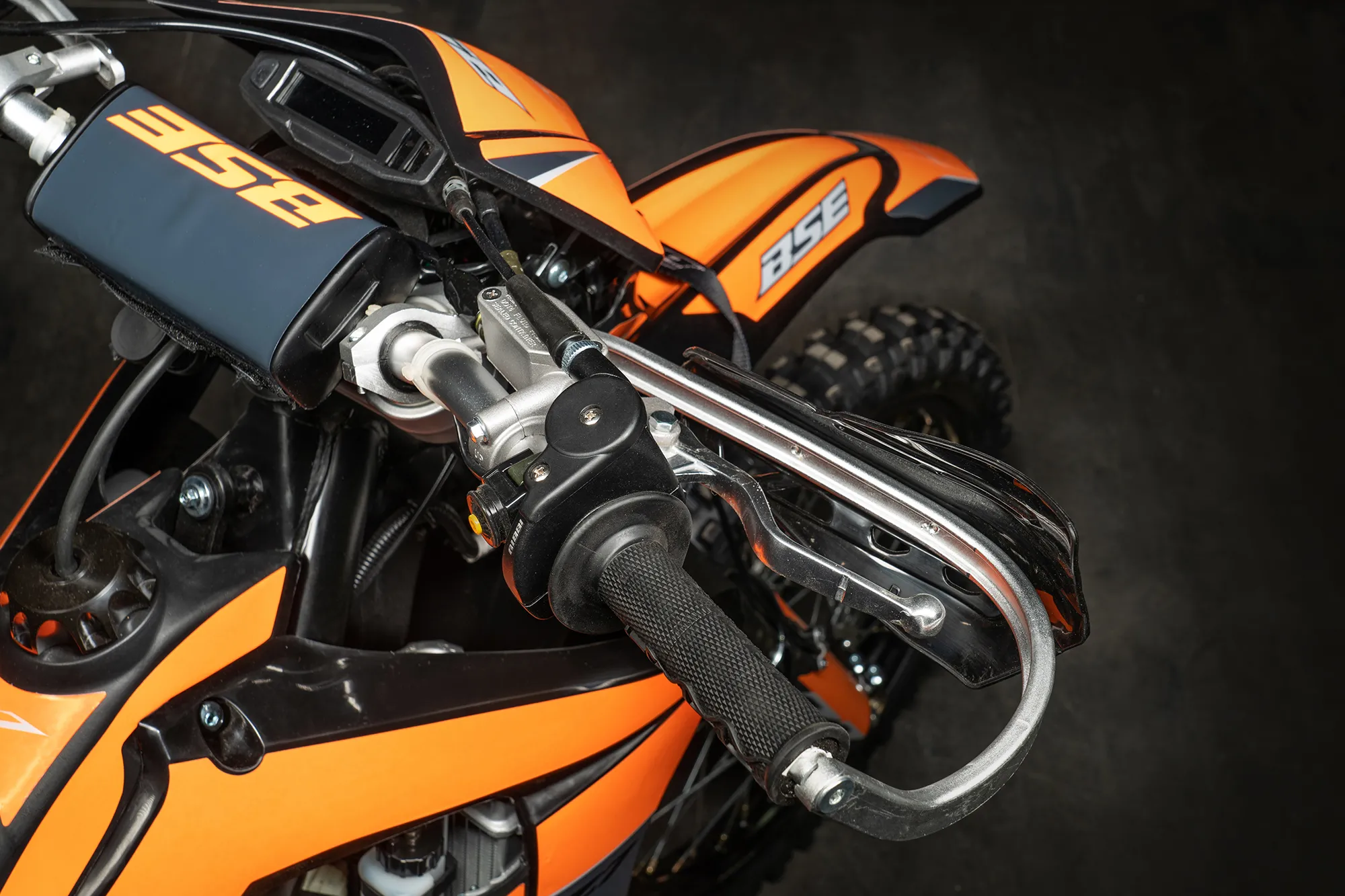 Мотоцикл BSE Z7 Orange Neon (ZS174MN-3)