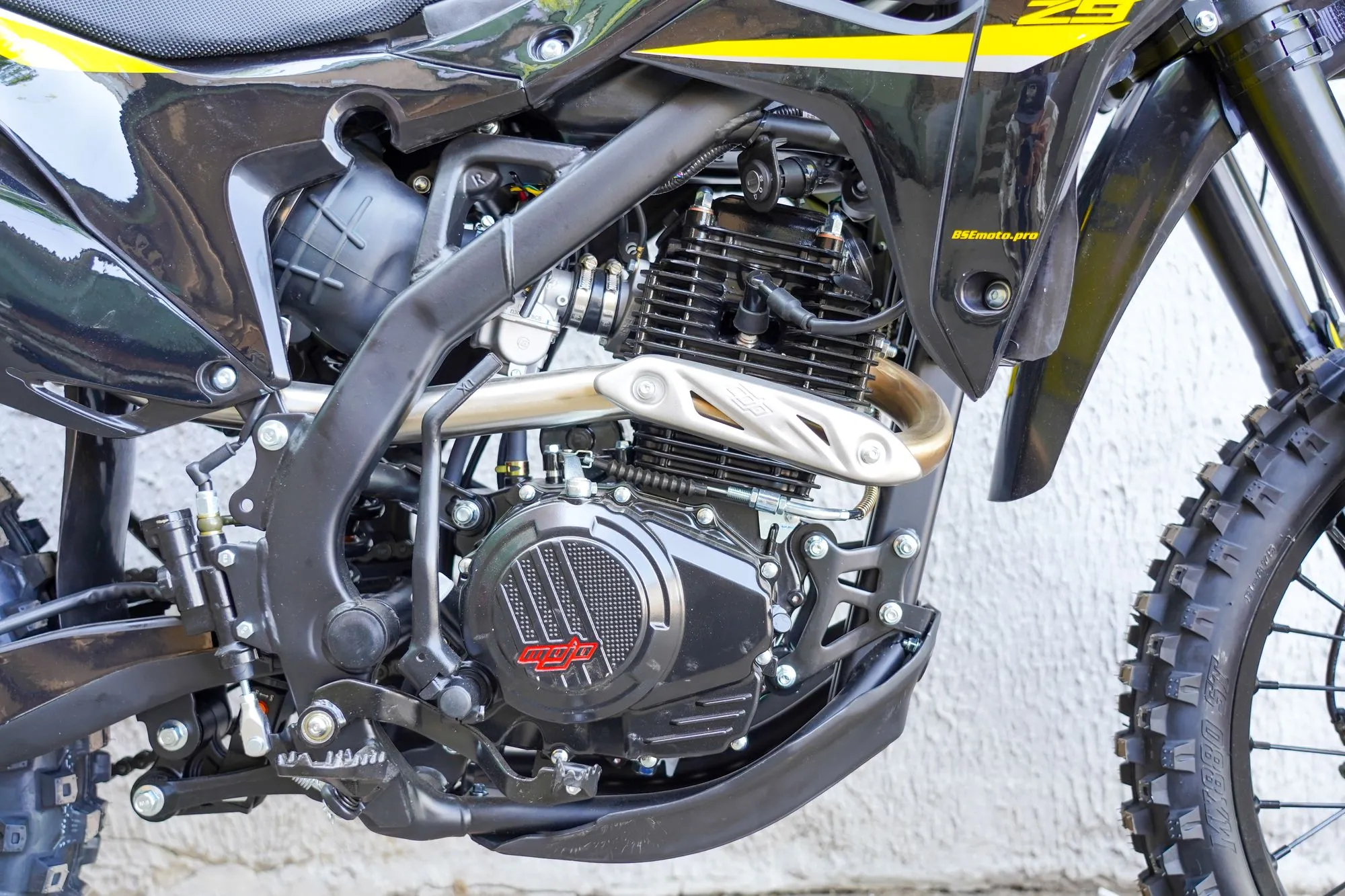 Мотоцикл BSE Z9 Yellow Metallic S (ZS175 FMM-5)