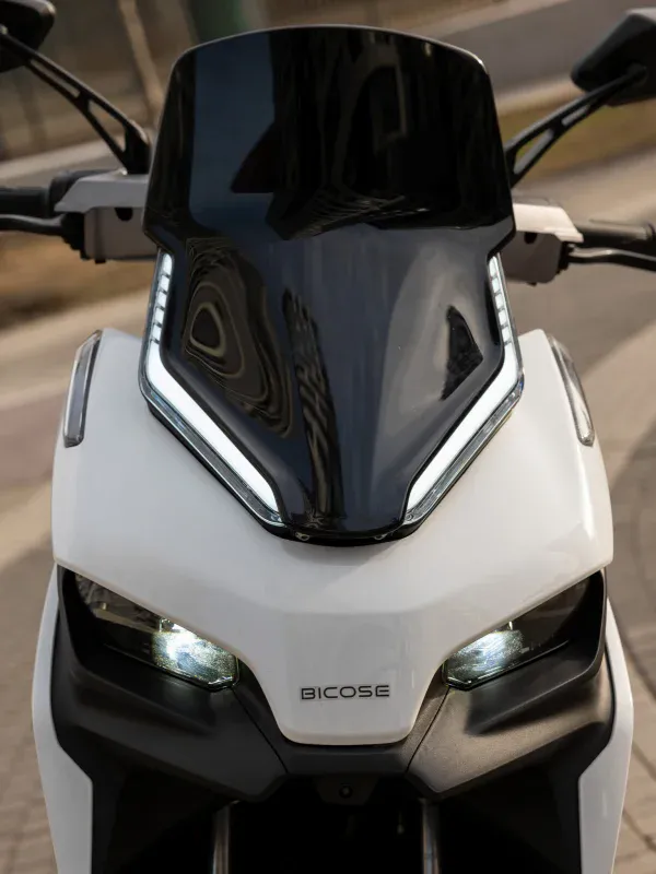 Скутер Bicose Real 5T