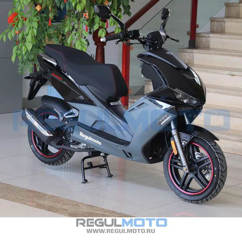 Скутер Regulmoto FORMULA 125 (LJ175T-8M)