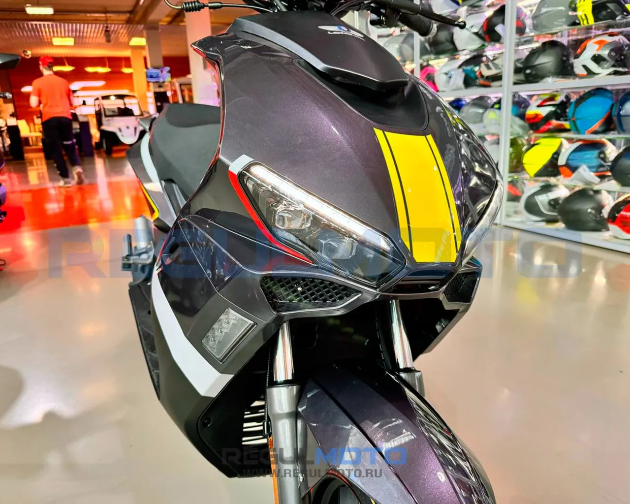 Скутер Regulmoto FORMULA 50 2T