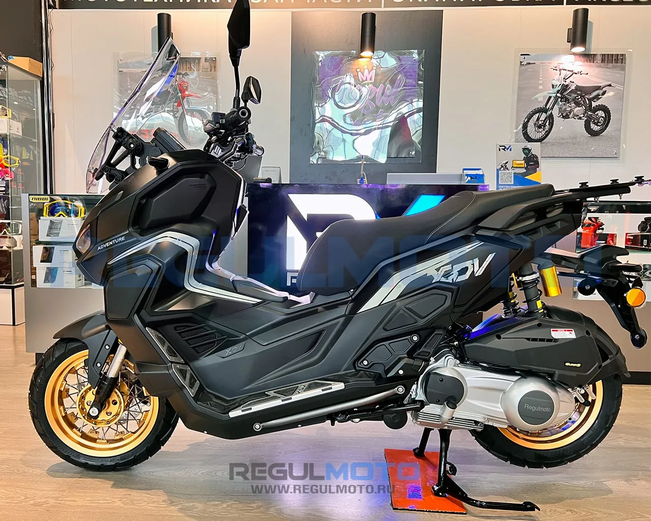 Макси-скутер Regulmoto XDV ADVENTURE 300CC (LJ300T-18) EFI