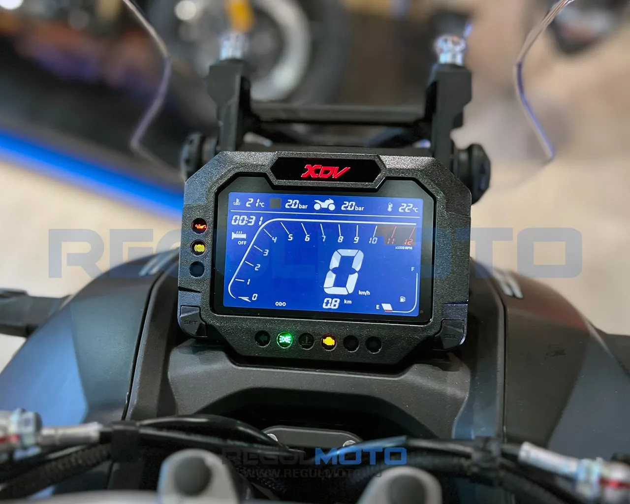 Макси-скутер Regulmoto XDV ADVENTURE 300CC с кофрами (LJ300T-18) EFI