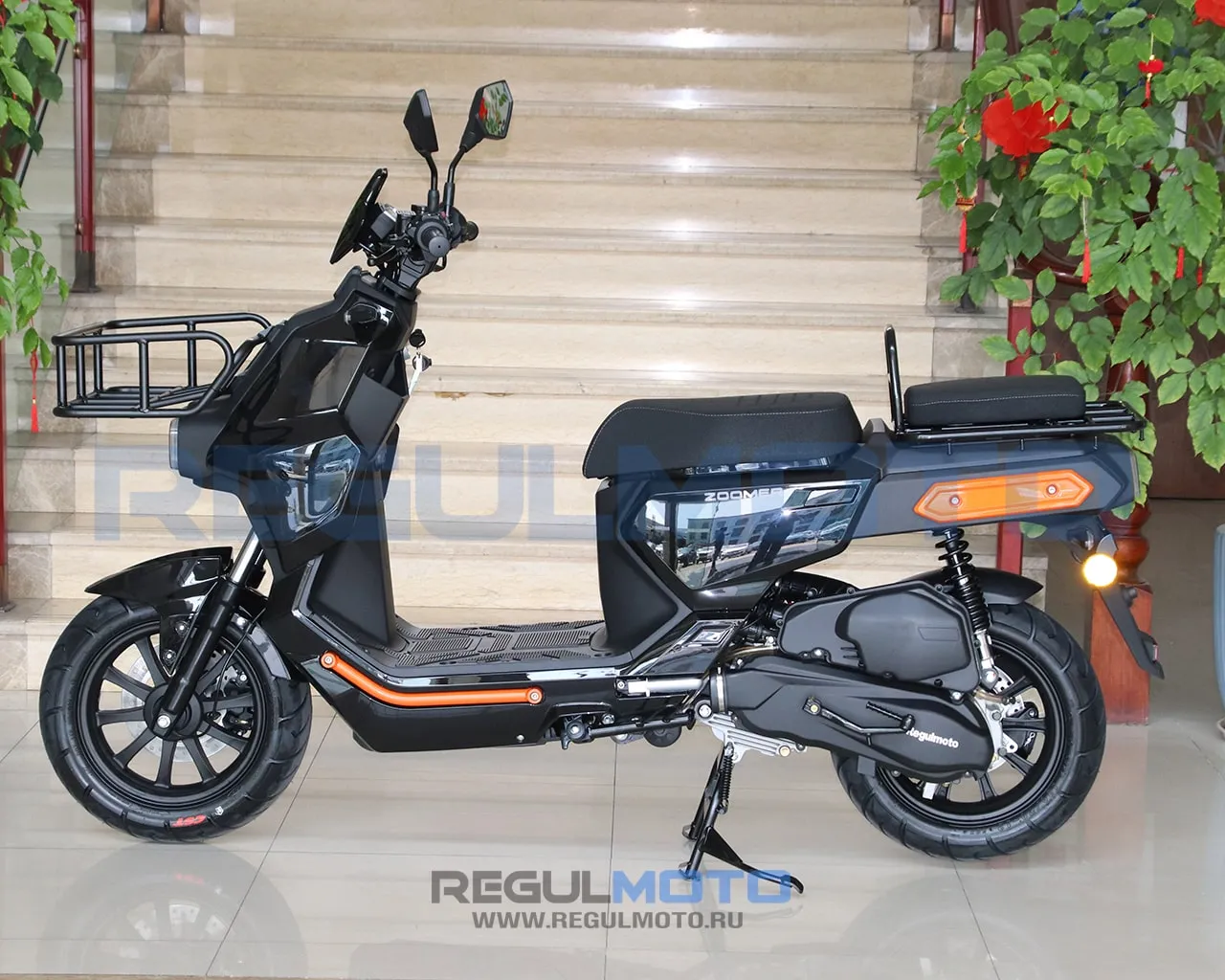 Скутер Regulmoto Zoomer